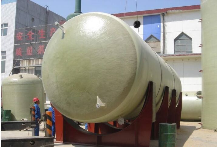 玻璃钢储罐安全生产现场
