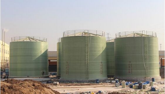 玻璃钢储罐施工现场
