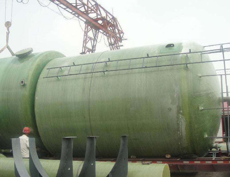 玻璃钢盐酸罐施工现场