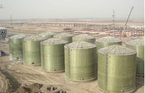 如何在夏季下雨时维护玻璃钢储罐？